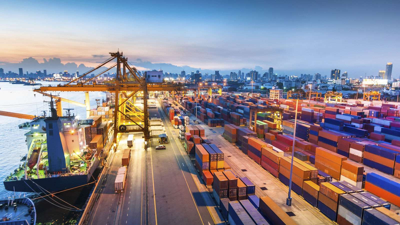 Thị trường sản phẩm hàng hải ngày càng đa dạng với nhiều mẫu mã